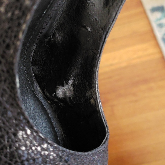 BCBG leather faux snake Holiday heels - Picture 7 of 8